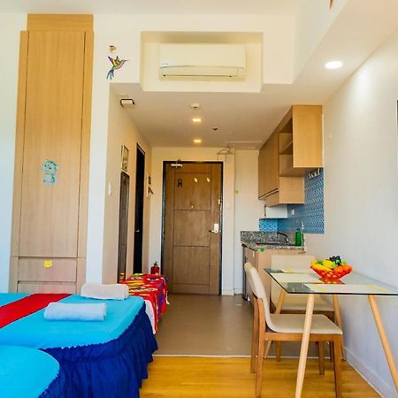Villa Oceanfront At Arterra, Fast Wifi, Nflix, Kitchen - H Or L à Île de Mactan Extérieur photo