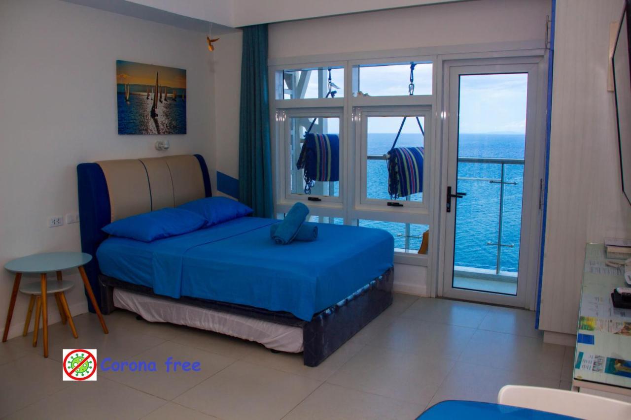 Villa Oceanfront At Arterra, Fast Wifi, Nflix, Kitchen - H Or L à Île de Mactan Extérieur photo