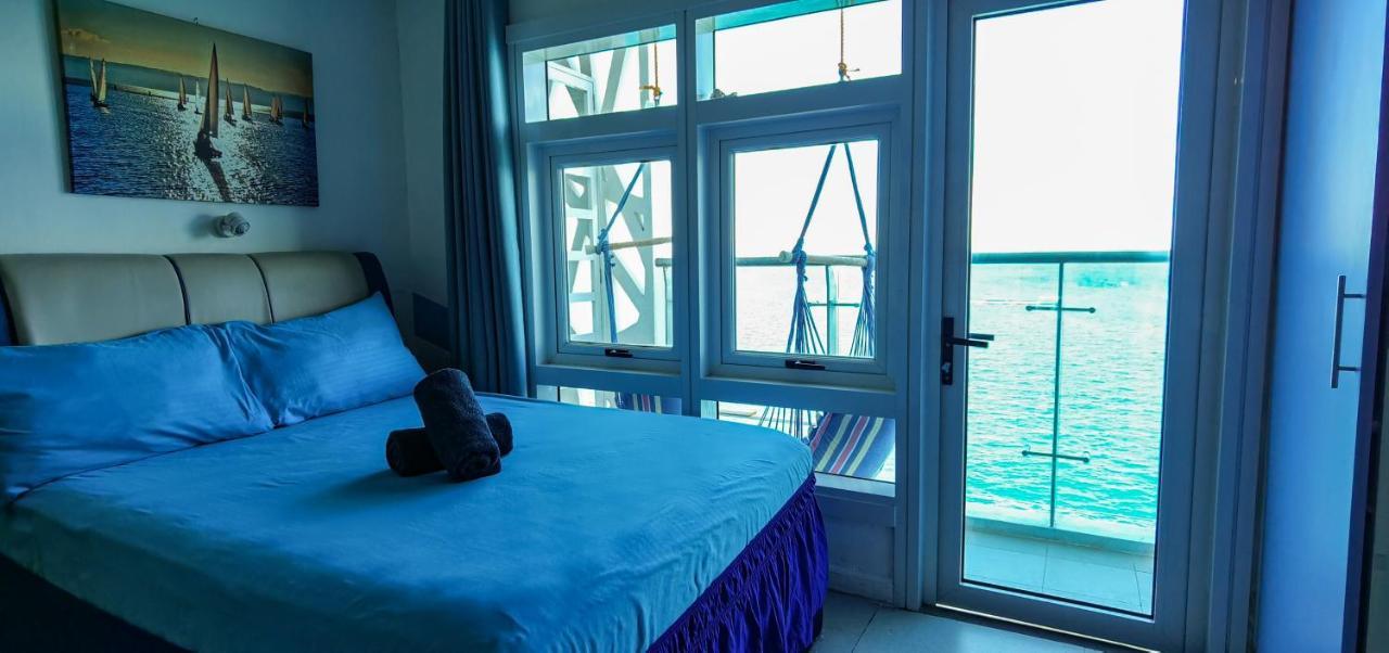 Villa Oceanfront At Arterra, Fast Wifi, Nflix, Kitchen - H Or L à Île de Mactan Extérieur photo