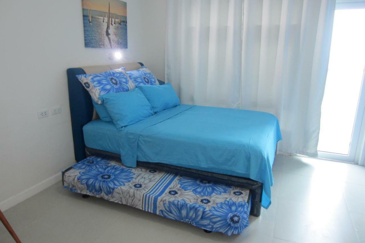 Villa Oceanfront At Arterra, Fast Wifi, Nflix, Kitchen - H Or L à Île de Mactan Extérieur photo